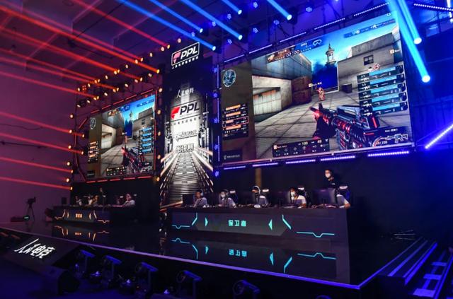 在最新的更新中，发现了关于新游戏模式和箱子的代码