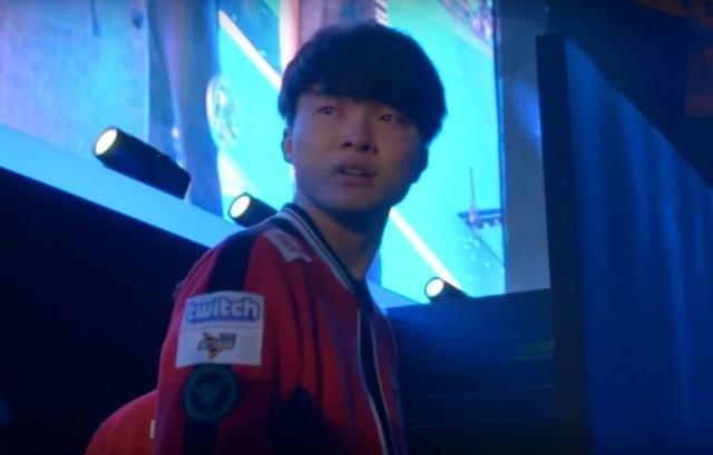 《英雄联盟手游》官方发布了2023年春节期间即将到来的4.0“花火绽春”大版本